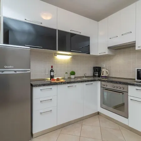 Apartment Jelena